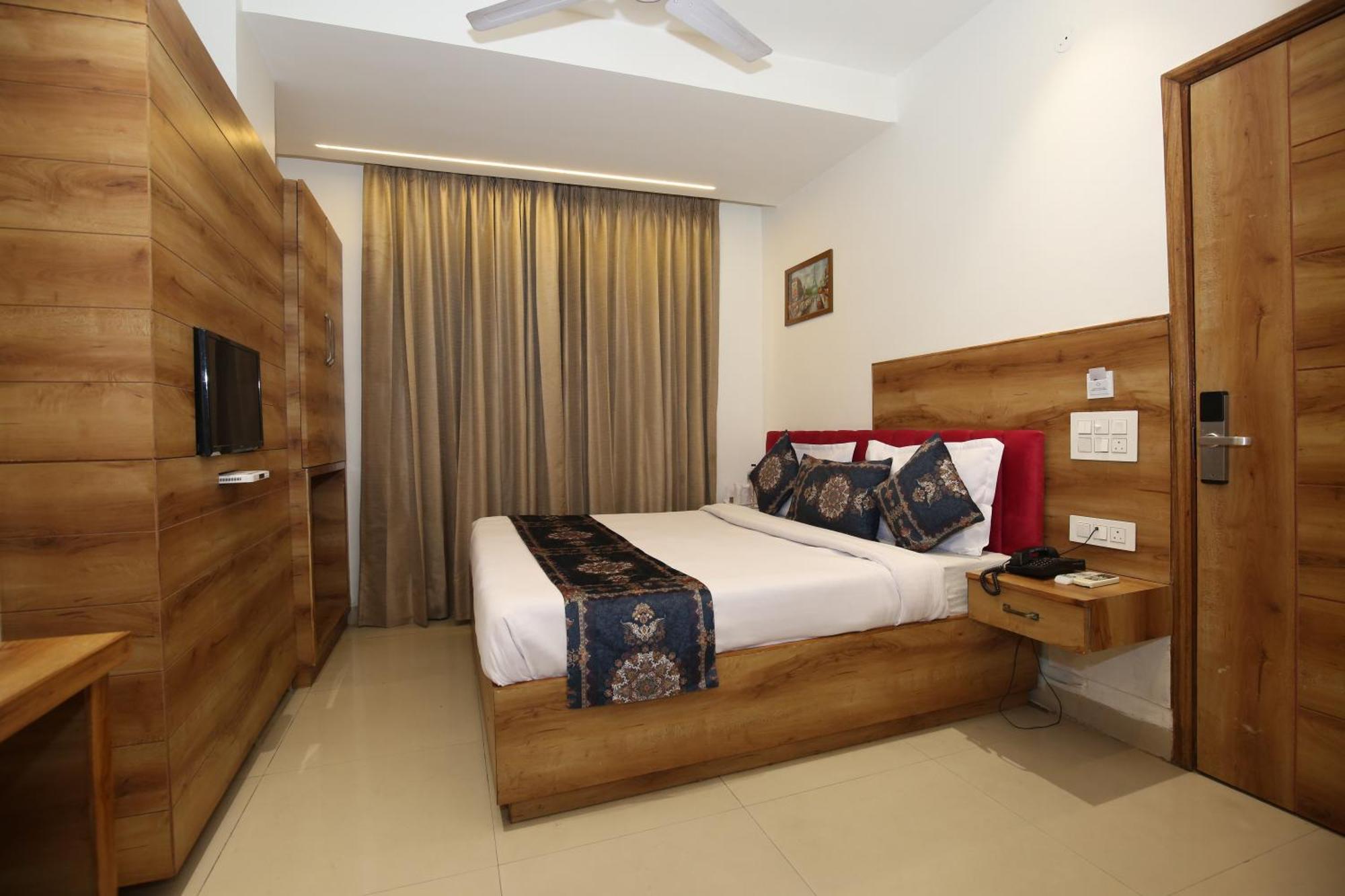 Hotel Rv Regency Amritsar Exterior foto